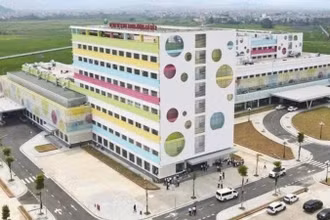 Bệnh viện Nhi Trung ương cơ sở 2 được xây dựng khang trang và hiện đại chính thức đi vào hoạt động phục vụ công tác chăm sóc sức khỏe cho bệnh nhi. 
