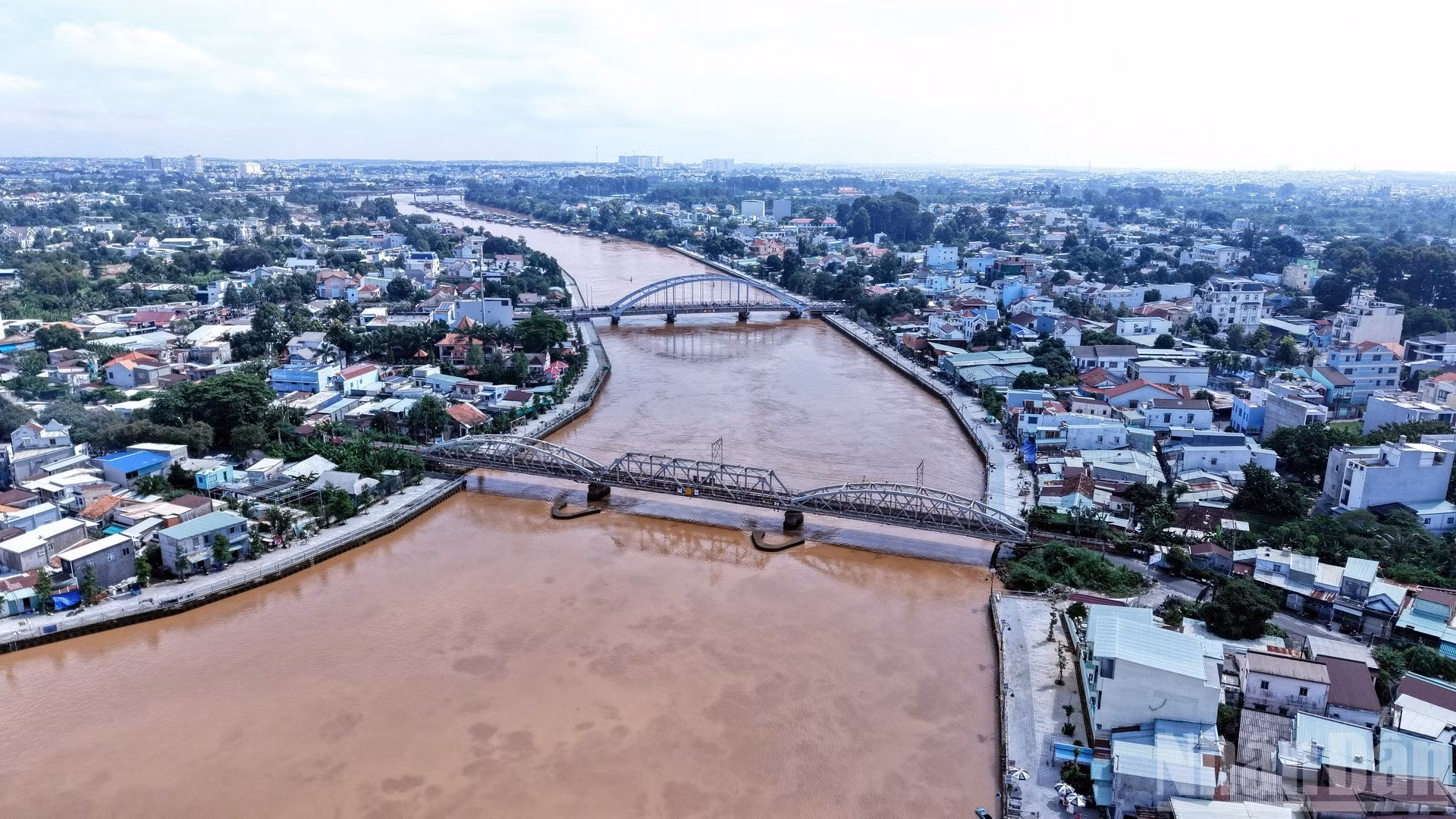ndo_br_dji-20261011095108-0690-d-resize-8747.jpg