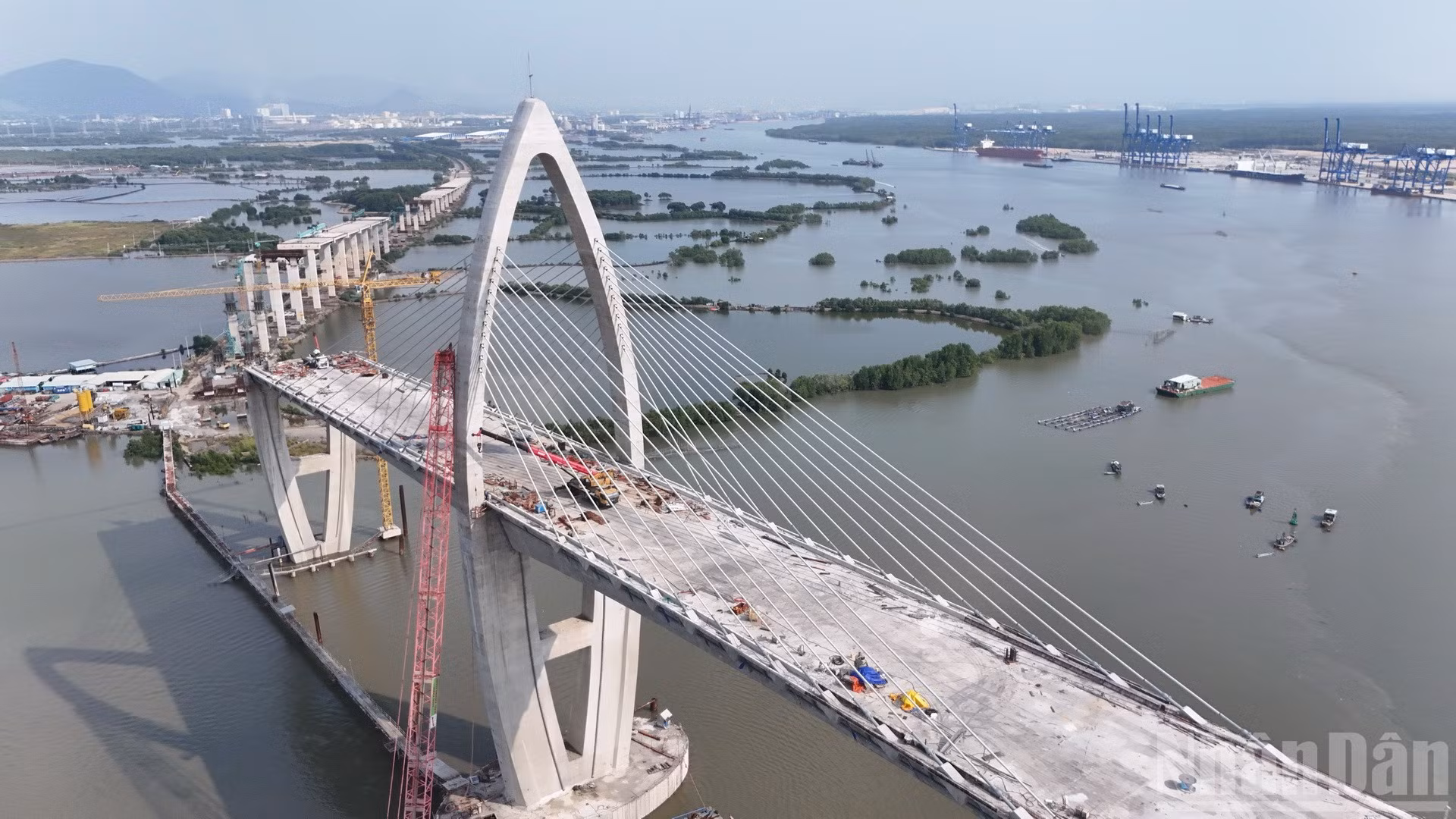 ndo_br_dji-20260929164232-0439-d-resize-6838.jpg