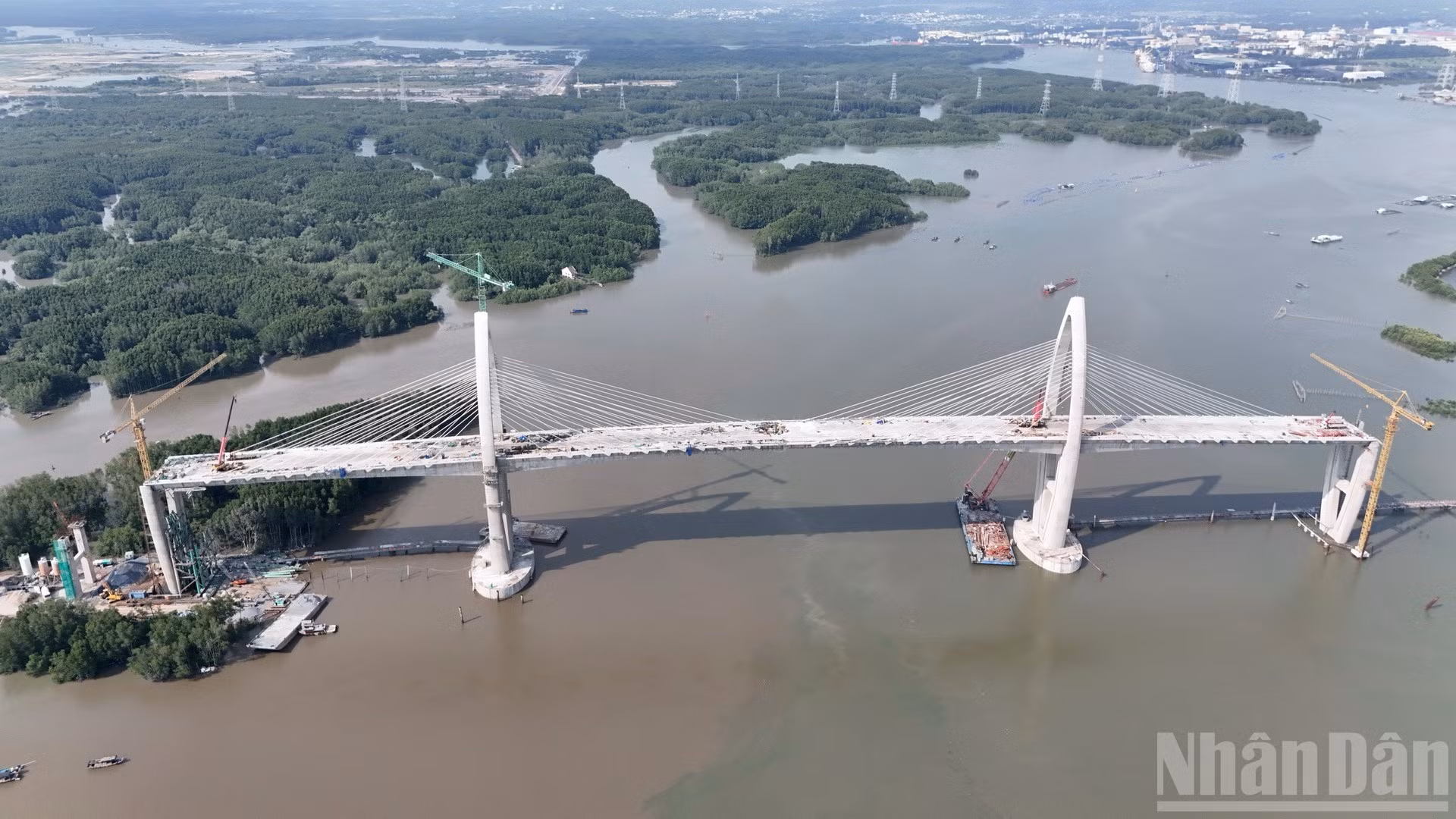 ndo_br_dji-20260929163553-0402-d-resize-6833.jpg