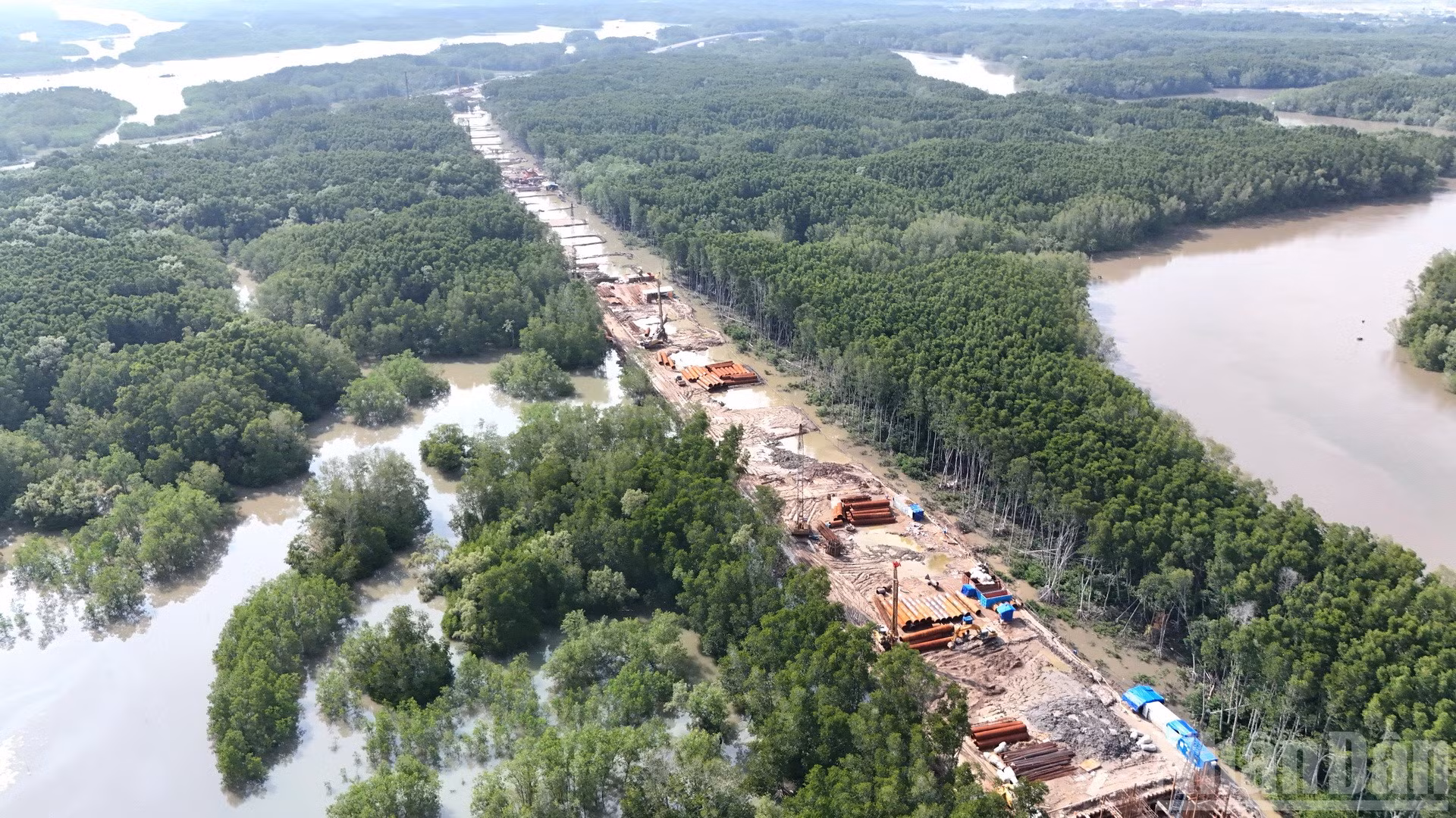 ndo_br_dji-20260929163850-0420-d-resize.jpg