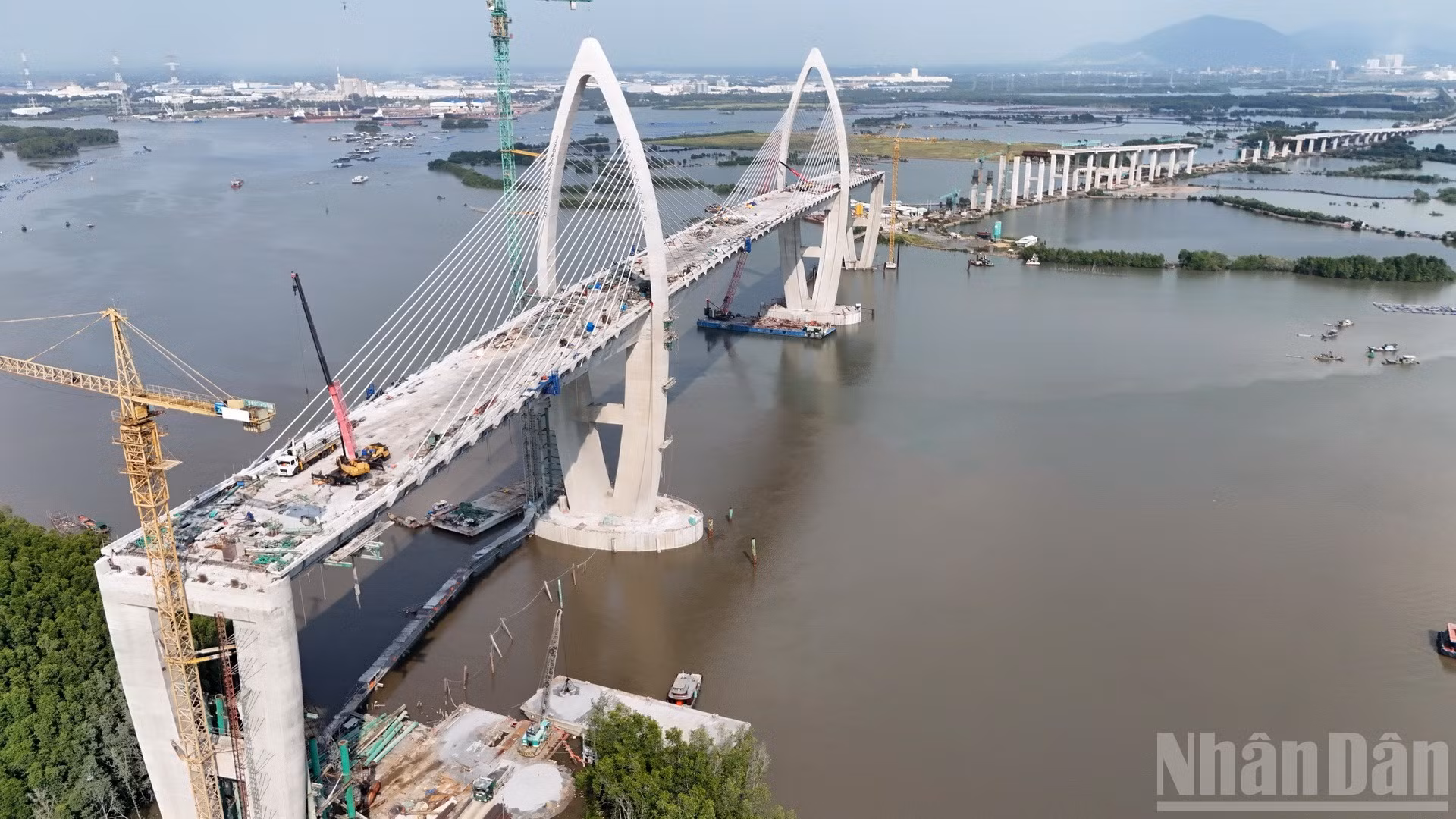 ndo_br_dji-20260929163902-0422-d-resize-7316.jpg