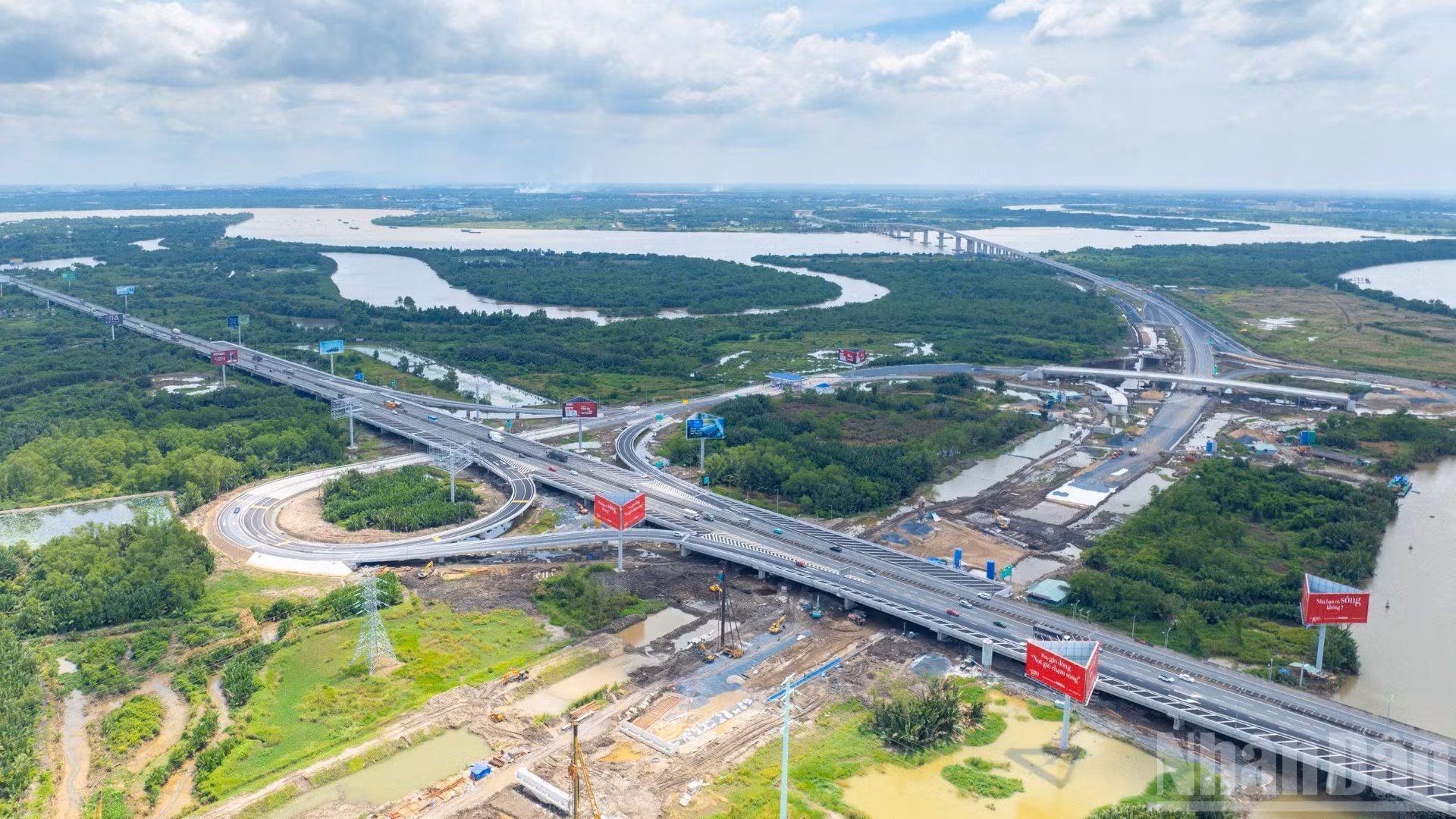 ndo_br_4-8346.jpg