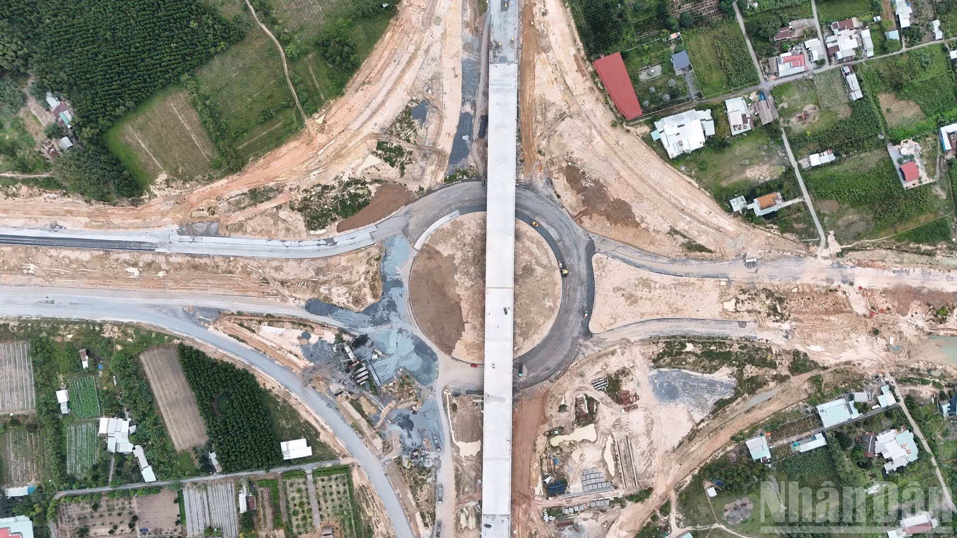 ndo_br_dji-20251117164247-0710-d-resize-2348.jpg