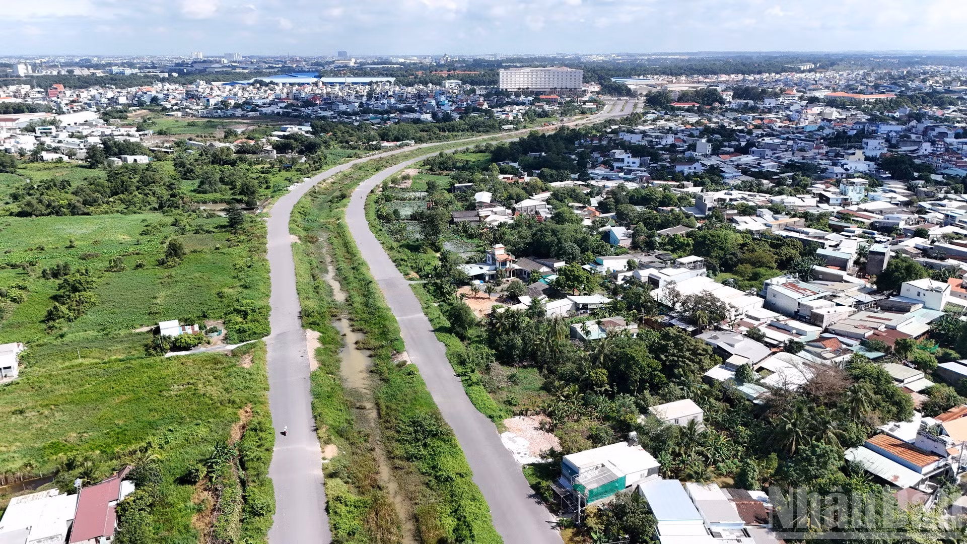 ndo_br_dji-20251104104036-0622-d-resize-2152.jpg