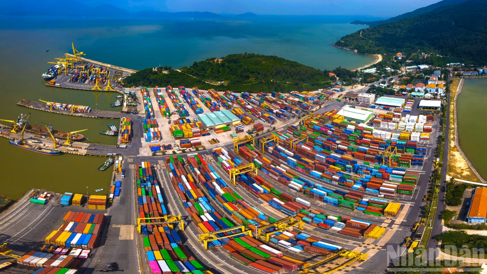ndo_br_dji-0489-pano-denoiseai-standard-copy-2-898.jpg