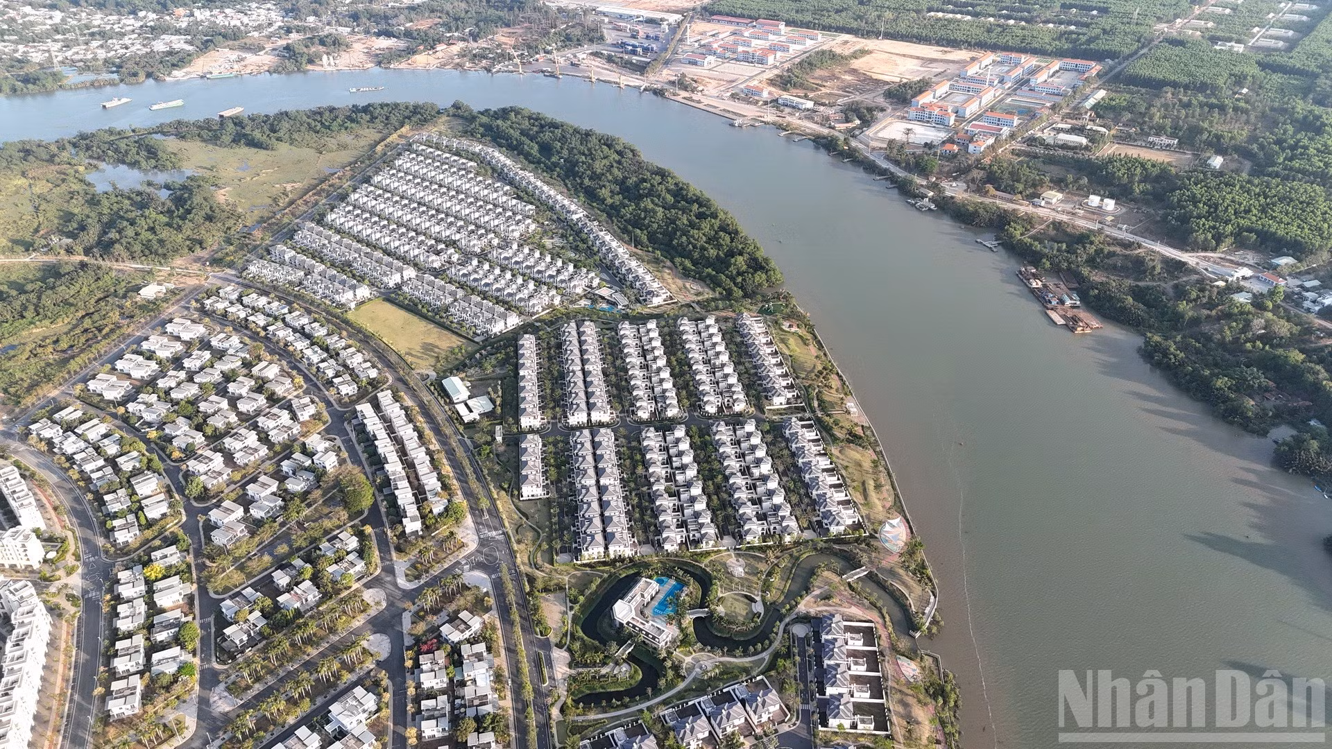 ndo_br_dji-20240315171343-0163-d-resize-1414.jpg
