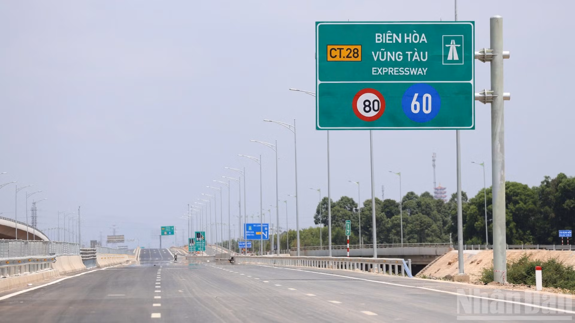 ndo_br_6-2819.jpg