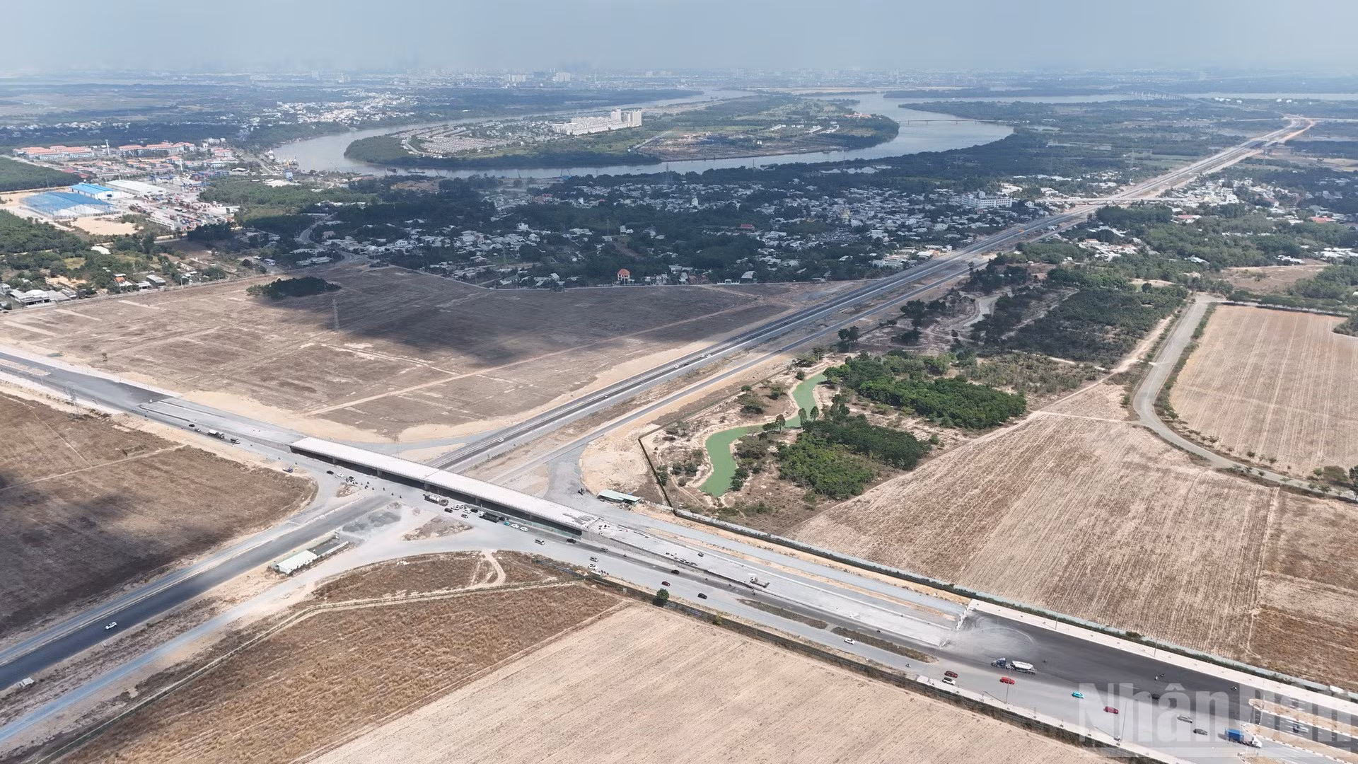 ndo_br_dji-20260404112228-0372-d-resize-3923.jpg