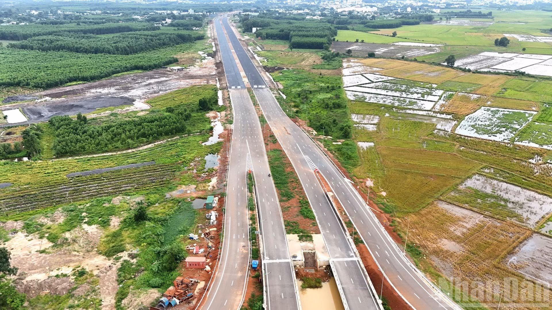 ndo_br_dji-20260729112355-0844-d-resize-2353.jpg