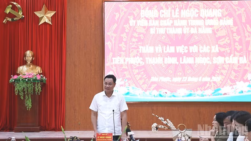 Bí thư Thành ủy Đà Nẵng Lê Ngọc Quang phát biểu tại buổi làm việc.