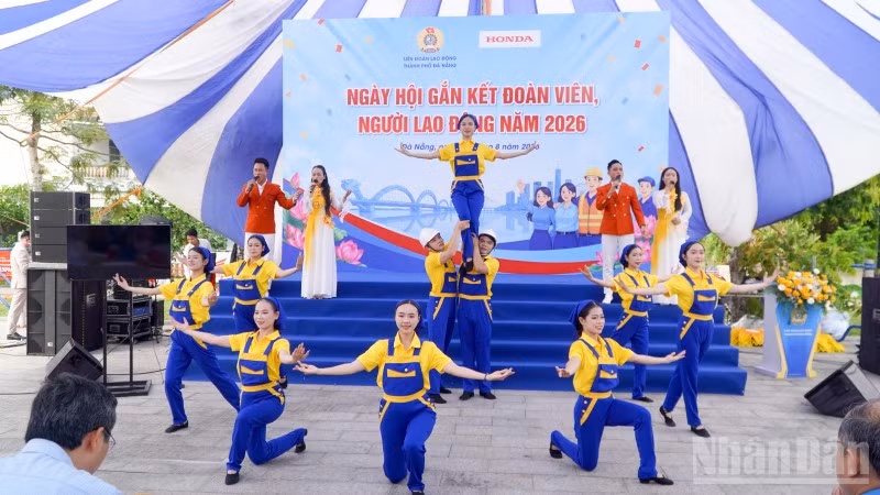 Chương trình văn nghệ tại “Ngày hội gắn kết đoàn viên, người lao động” năm 2026.