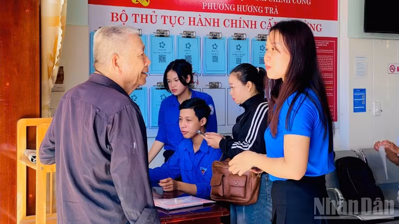 Phường Hương Trà triển khai chiến dịch 30 ngày thu thập, tạo lập, chuẩn hóa dữ liệu trong tương tác công dân số.