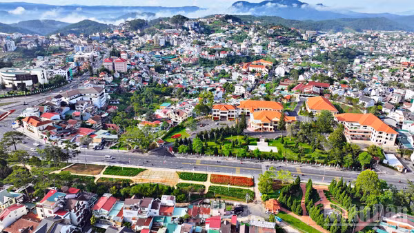 Lâm Đồng "mở" về không gian, trở thành một vùng kinh tế trải dài từ đại ngàn xuống duyên hải. Đây là cơ hội để tỉnh tổ chức lại các nguồn lực phát triển theo một cấu trúc mới, một tầm nhìn mới. (Ảnh: BẢO VĂN)