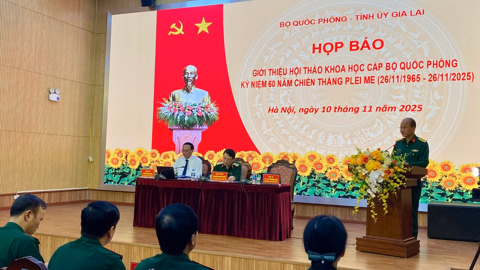 thanh-bai-3813.jpg