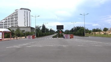 Đường Võ Nguyên Giáp - nơi diễn ra điểm chính của chương trình “Cùng Việt Nam tiến bước” tại tỉnh Quảng Trị.