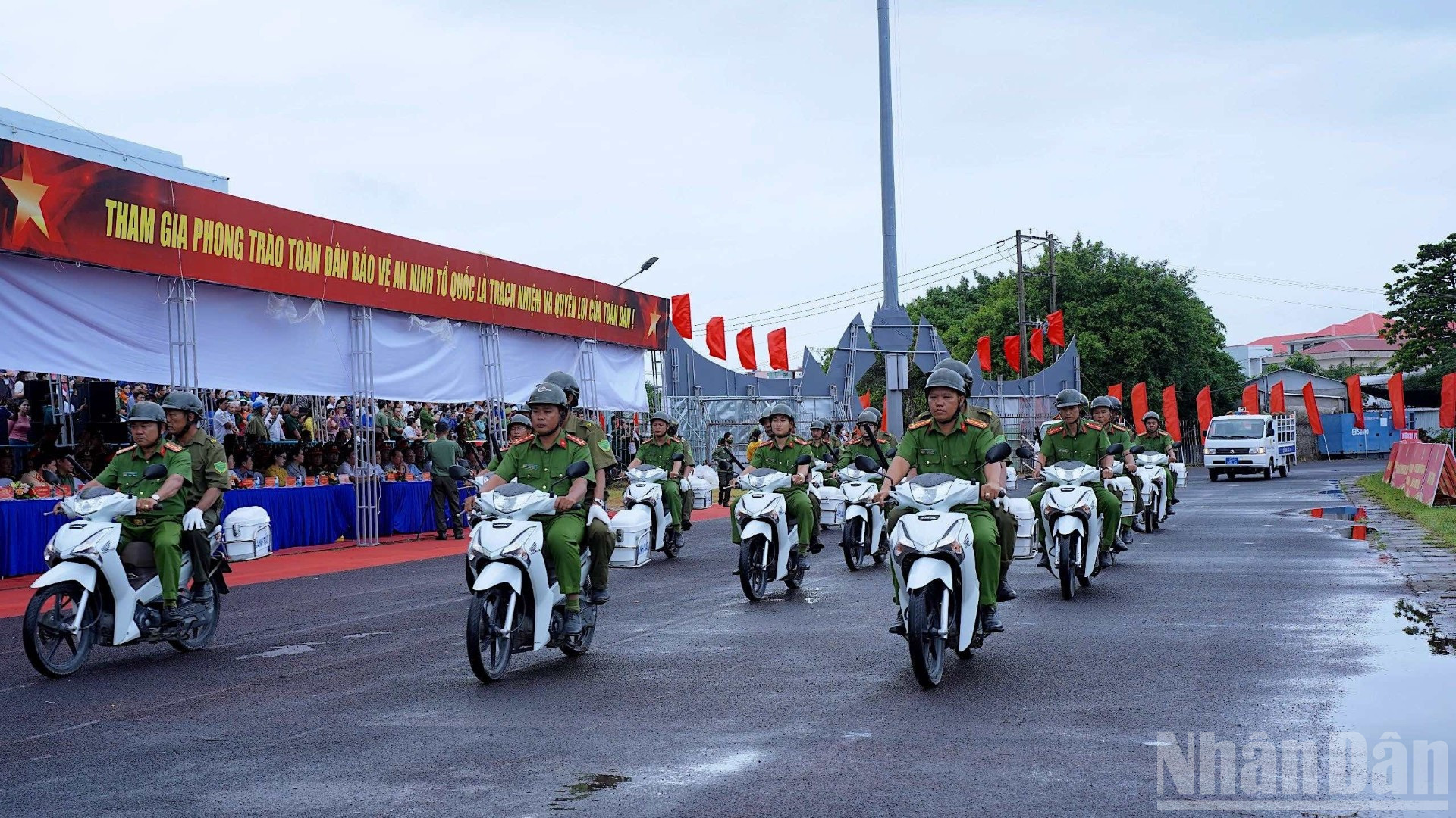 Lực lượng Công an cơ sở Cà Mau tại Ngày hội toàn dân bảo vệ an ninh Tổ quốc.