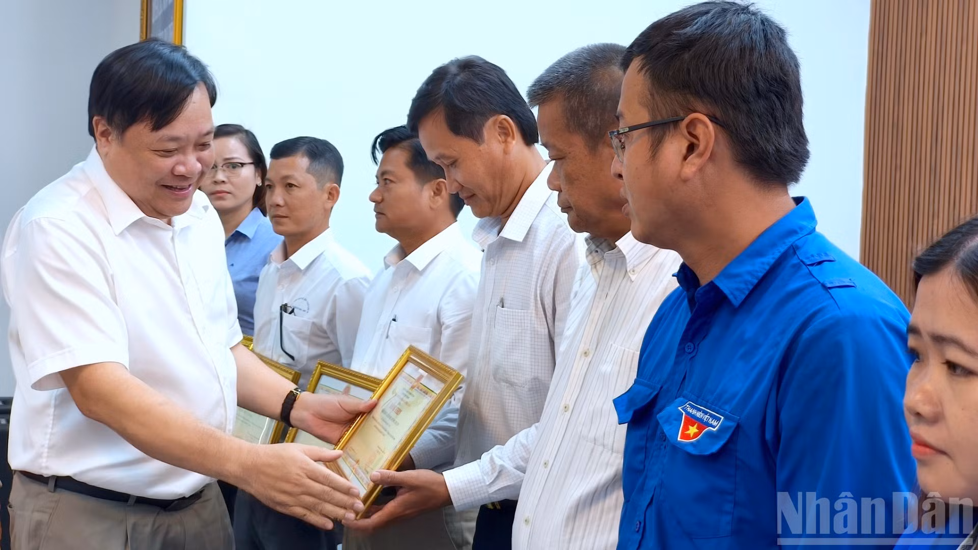ndo_br_anh-8-884.jpg