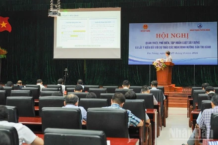 Quang cảnh hội nghị.