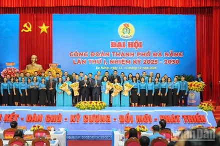Ban Chấp hành Công đoàn thành phố Đà Nẵng khóa I, nhiệm kỳ 2025-2030 ra mắt tại đại hội.