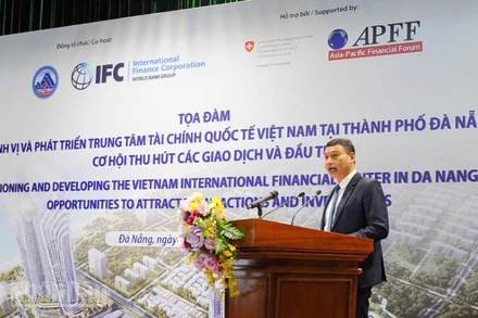 Phó Chủ tịch Thường trực Ủy ban nhân dân thành phố Đà Nẵng Hồ Kỳ Minh phát biểu khai mạc Tọa đàm.