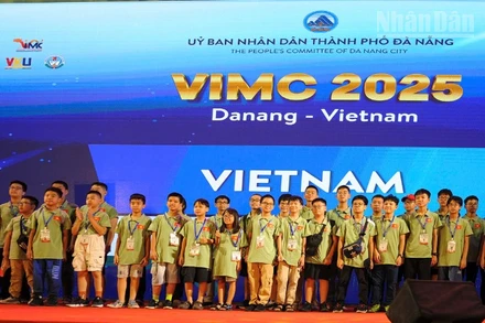 Đội thi Việt Nam tại Kỳ thi Toán học quốc tế lần thứ 25-VIMC 2025.