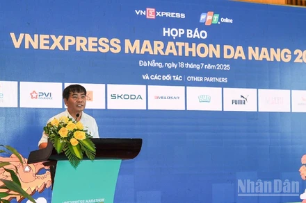 Phó Giám đốc Sở Văn hóa, Thể thao và Du lịch Đà Nẵng Nguyễn Trọng Thao phát biểu tại buổi họp báo.