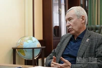 Ủy viên Đoàn Chủ tịch Hội đồng tối cao Đảng Nước Nga Thống nhất, ông Andrey Klimov. (Ảnh: XUÂN HƯNG)