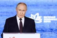 Tổng thống Nga Vladimir Putin phát biểu tại Phiên toàn thể Diễn đàn Kinh tế phương Đông 2025.