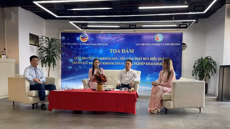 Tạp chí Nông nghiệp và Môi trường phối hợp với Cục Địa chất và Khoáng sản Việt Nam tổ chức Tọa đàm.