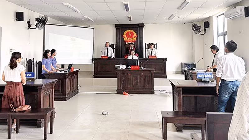 Nhiều vụ ly hôn gặp khó khăn khi giải quyết các tranh chấp về tài sản chung của vợ chồng.