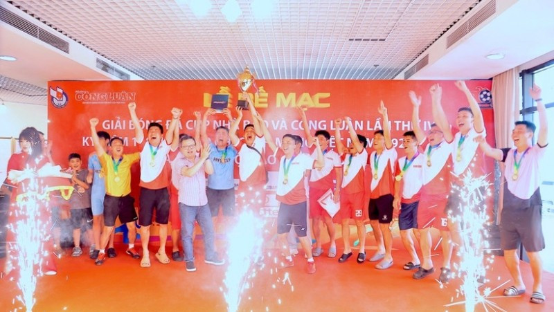 Đội bóng Báo Nhân Dân giành ngôi vô địch cúp Nhà báo và Công luận lần thứ IV, năm 2025.