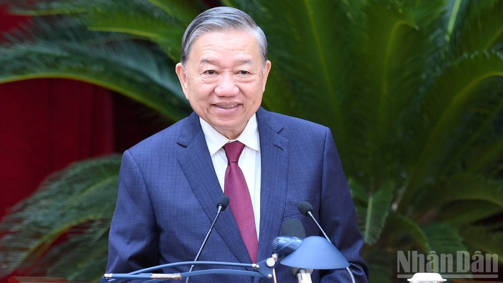 Tổng Bí thư Tô Lâm phát biểu bế mạc Hội nghị lần thứ 14 Ban Chấp hành Trung ương Đảng khóa XIII. (Ảnh: ĐĂNG KHOA)