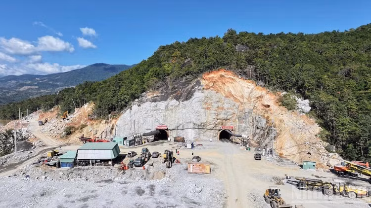 Một góc dự án công trường Dự án Thủy điện tích năng Bác Ái, xã Bác Ái Tây, tỉnh Khánh Hòa. (Ảnh: NGUYỄN TRUNG)