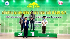 Các vận động viên nhận giải ở hạng mục đại kiện tướng quốc tế của giải.