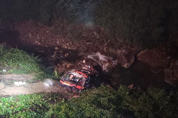 Hiện trường vụ tai nạn. (Ảnh: Ủy ban An toàn giao thông quốc gia cung cấp)