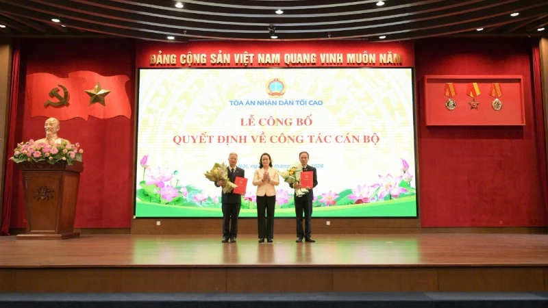 Bổ nhiệm hai Phó Vụ trưởng Vụ Giám đốc, kiểm tra Tòa án nhân dân tối cao
