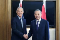 Tổng Bí thư Tô Lâm gặp nguyên Thủ tướng Anh Tony Blair. (Ảnh: Thống Nhất – TTXVN)