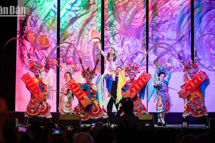 "Tết Baltard" của cộng đồng người Việt Nam tại Pháp là nơi những giá trị truyền thống được tôn vinh và nhịp cầu hữu nghị ngày một bền chặt.