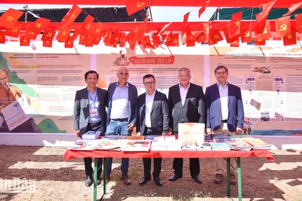 “Điểm nhấn Việt Nam” tại Hội báo Avante 2025