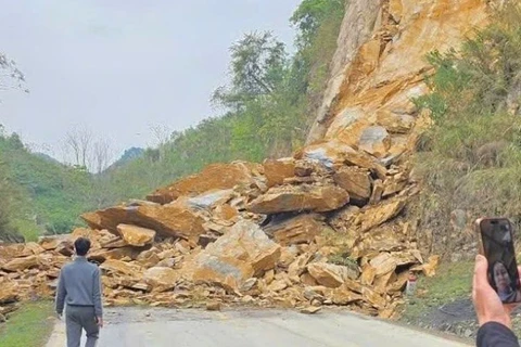 Hiện trường vụ sạt lở.