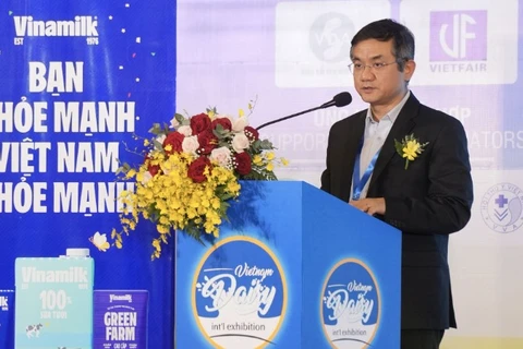 Ông Nguyễn Quang Trí chia sẻ tại Triển lãm quốc tế ngành sữa Việt Nam 2024. (Ảnh: Vinamilk)