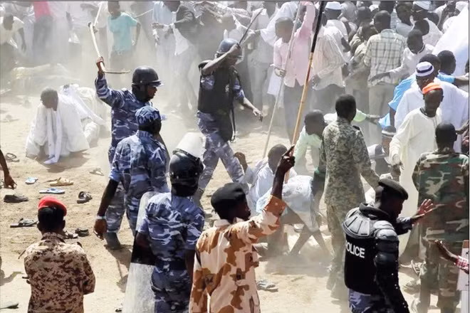 Giao tranh lan rộng tại nhiều khu vực ở Sudan.