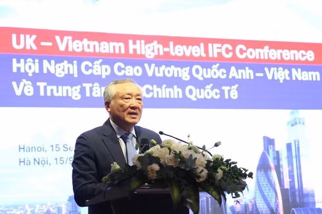 Phó Thủ tướng Thường trực Nguyễn Hòa Bình mong muốn Vương quốc Anh và Trung tâm Tài chính London tiếp tục hỗ trợ, đồng hành cùng Việt Nam, đặc biệt trong việc quảng bá và giới thiệu Trung tâm Tài chính Việt Nam. (Ảnh: VGP/Nguyễn Hoàng)