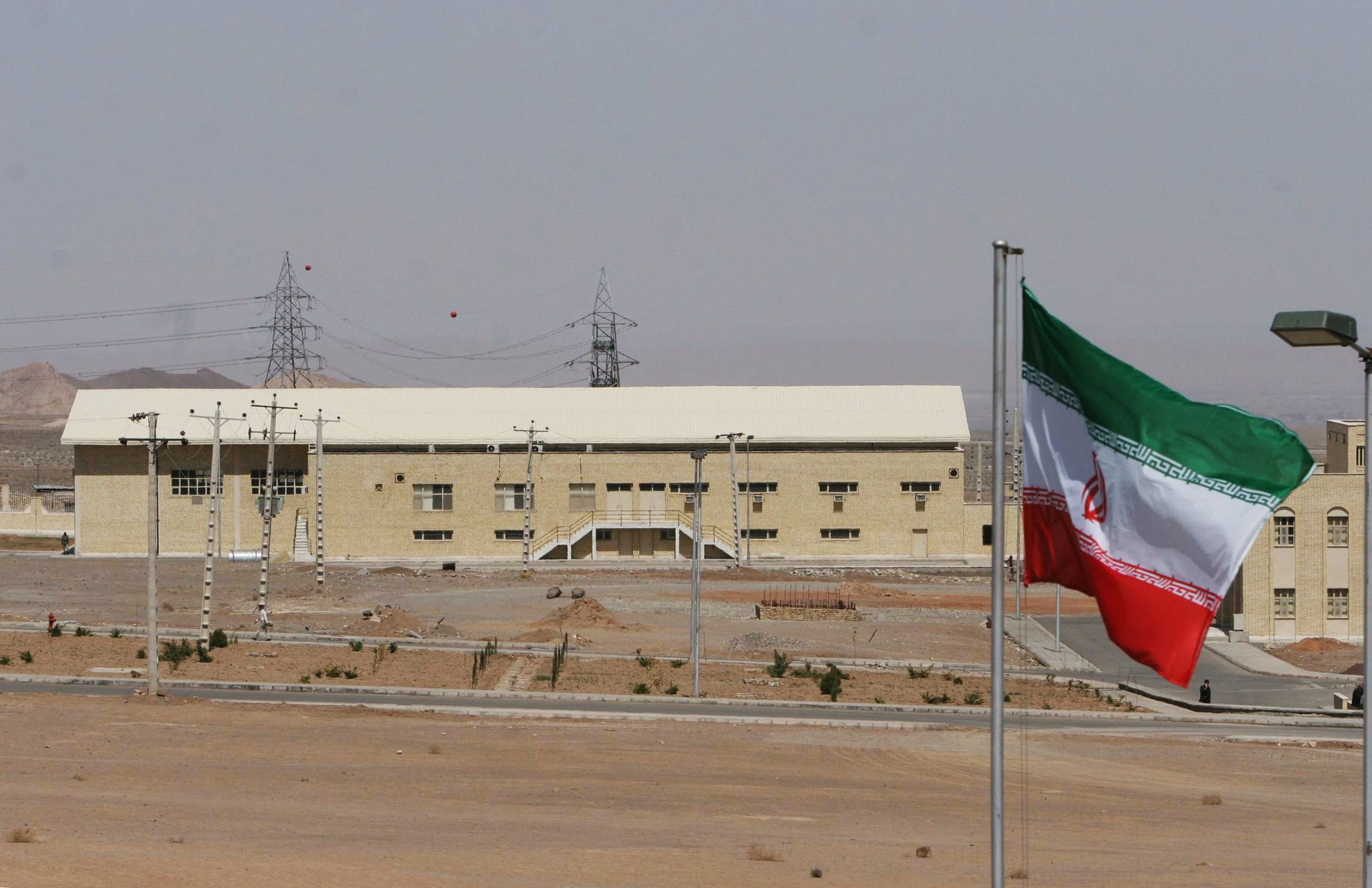 Iran Kiên Quyết Từ Chối Giao Nộp Uranium Cho Mỹ, Khẳng Định Chủ Quyền