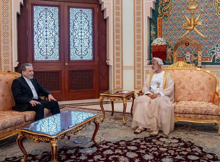 Iran và Oman đề xuất giải pháp cho khủng hoảng khu vực