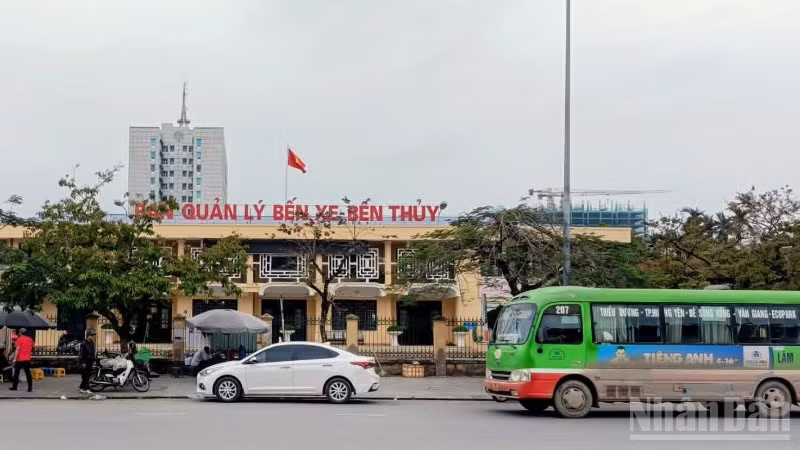 Sở Xây dựng tỉnh Hưng Yên đã ban hành công văn gửi các đơn vị kinh doanh vận tải khách và các bến xe khách trên địa bàn về việc thực hiện bình ổn giá cước vận tải hành khách trong tình hình hiện nay.