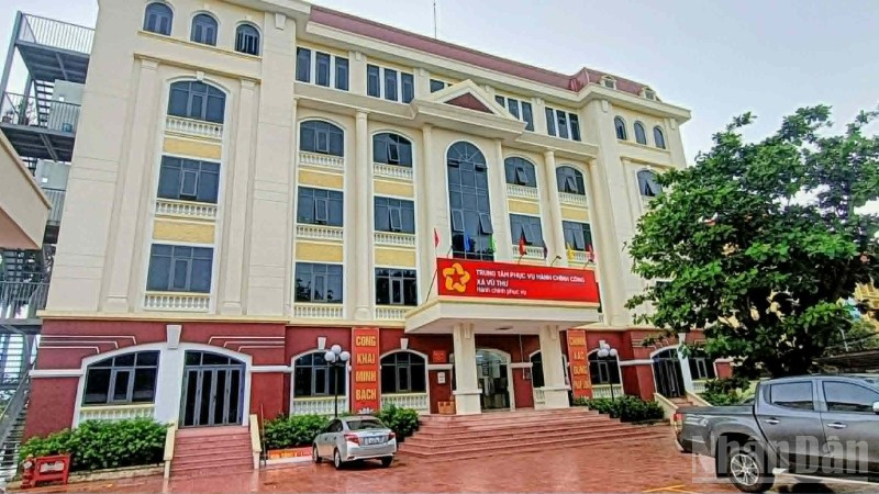 Tỉnh Hưng Yên đề ra lộ trình sắp xếp, tinh gọn bộ máy trong 5 năm tới, nhưng vẫn phải bảo đảm không gián đoạn công việc hằng ngày.