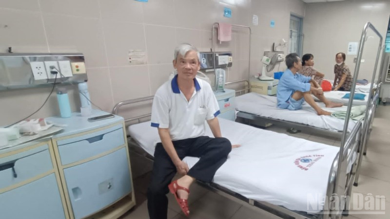 Sự cố hệ thống điều hòa tổng tại Bệnh viện đa khoa Thái Bình (tỉnh Hưng Yên) đang ảnh hưởng đến việc điều trị nội trú của bệnh nhân.