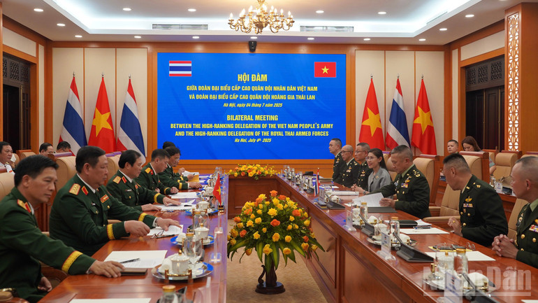 Phía Thái Lan đánh giá cao chính sách quốc phòng "4 không" của Việt Nam, mong muốn trong thời gian tới hai bên tiếp tục duy trì, đẩy mạnh các nội dung hợp tác đã được thống nhất. ndo_br_dsc01851.jpg